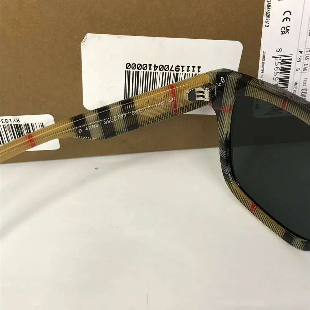 New - 💯 Original Burberry Grey Square Men's Sunglasses BE4293 380687 56.